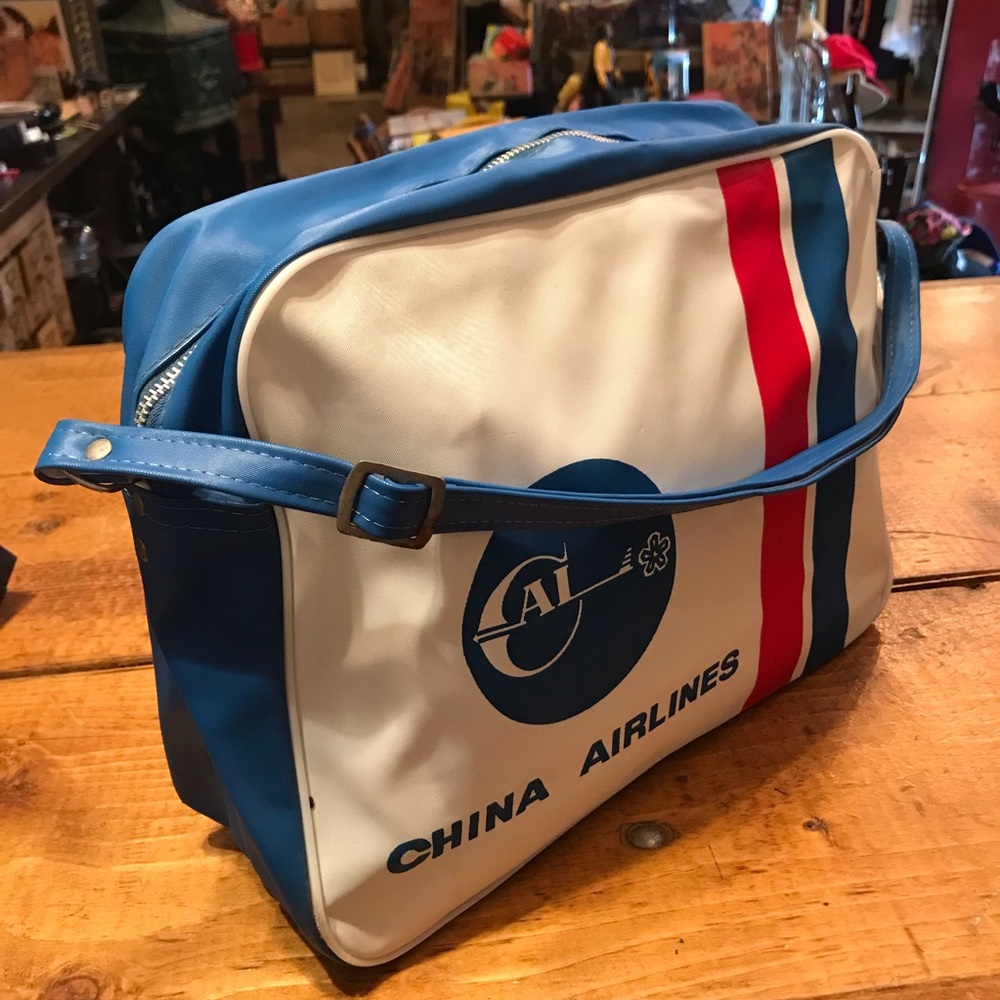 Retro China Airlines Shoulder Bag